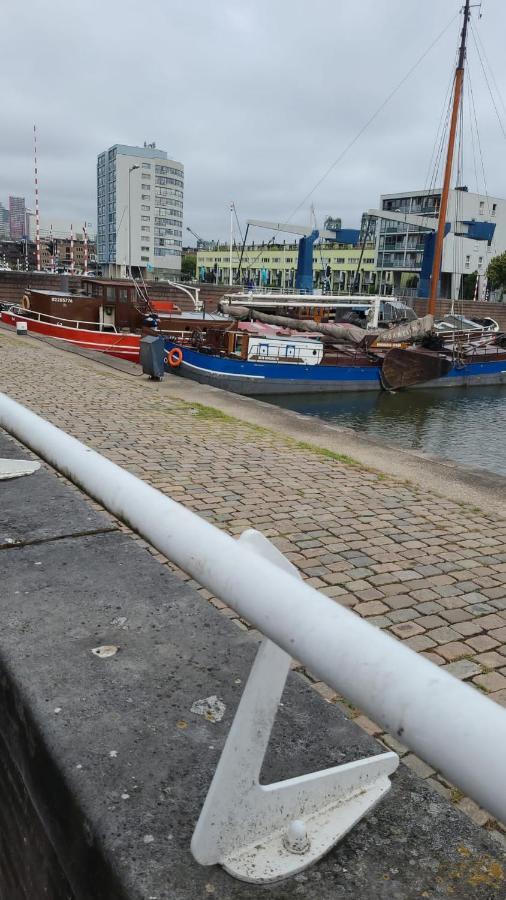 Boat-Apartment Rotterdam Fokkelina 외부 사진