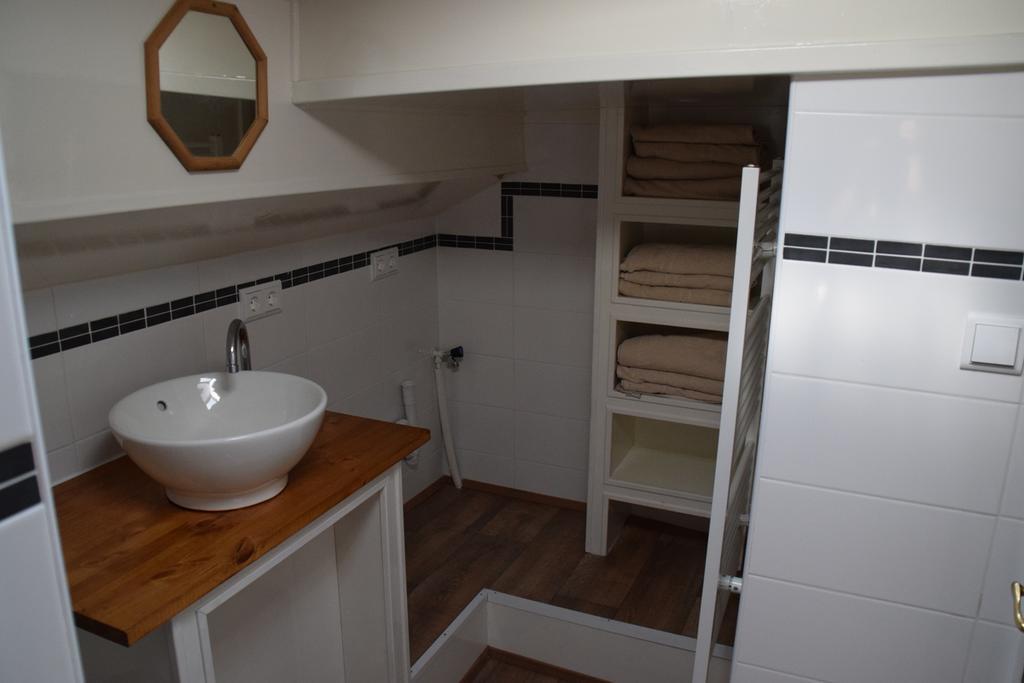 Boat-Apartment Rotterdam Fokkelina 외부 사진