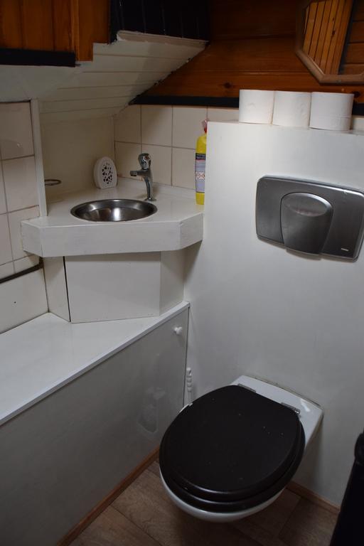Boat-Apartment Rotterdam Fokkelina 외부 사진