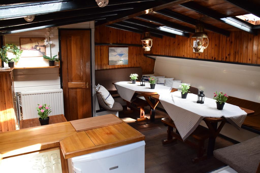 Boat-Apartment Rotterdam Fokkelina 외부 사진